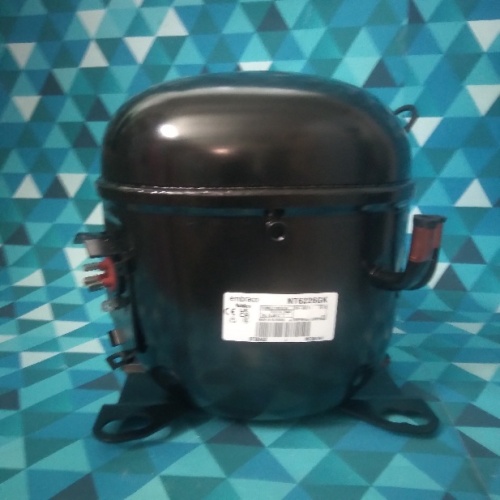 Компрессор Embraco (MBP) NT6226GK (R404, 3221Вт при +7,2C*/ASHRAE, 22,37см3) Словакия