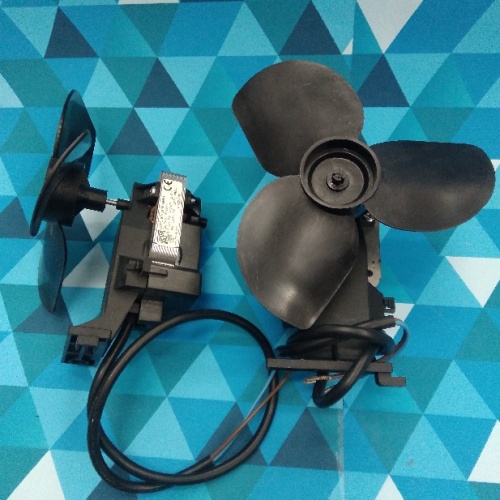 Вентилятор в сборе NO FROST B01L016DA9503 (220V, шток 30мм, Ø3мм, 7W) FR2812 ITALY