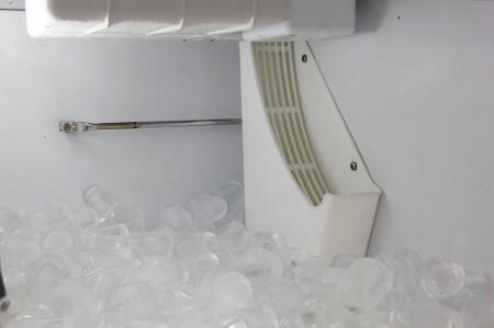 Льдогенератор ICEMATIC E21 W nano